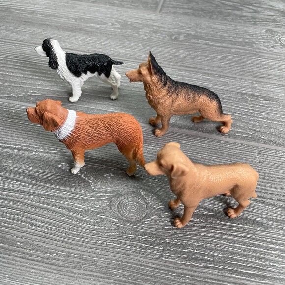 Vintage Dog Toy Figure German Shepherd Springer Spaniel Yellow Lab Saint Bernard - Picture 4 of 10